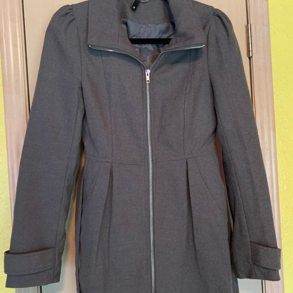 Divided by H&M Women's size Small Gray Wool Blend Lined Belted Coat - Picture 3 of 7